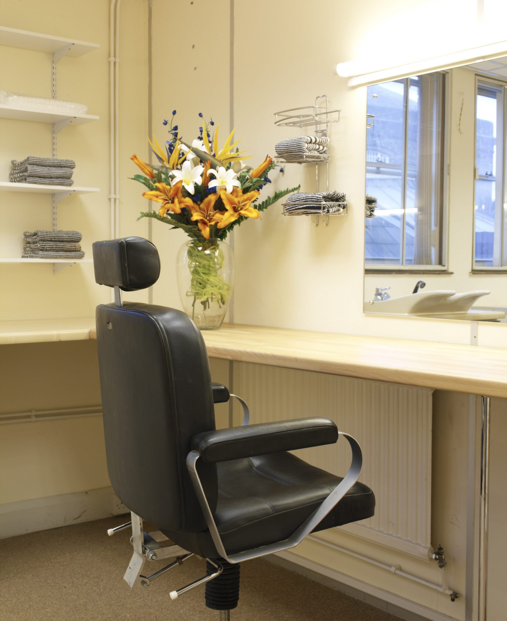Make Up Dressing Rooms For Hire London 3 Mills Studios